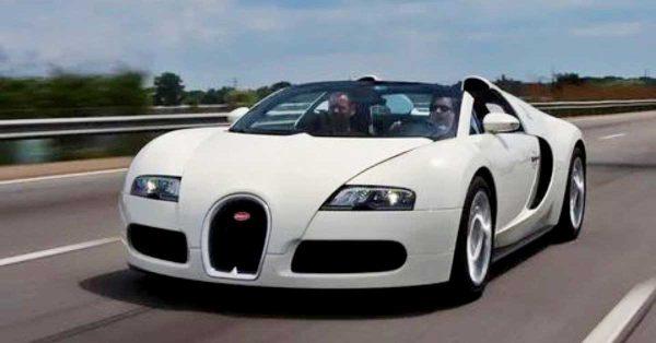 How Fast is the 2011 Bugatti Veyron?