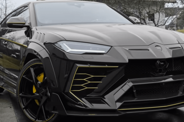 2021 Lamborghini Urus: Where Performance Meets Practicality